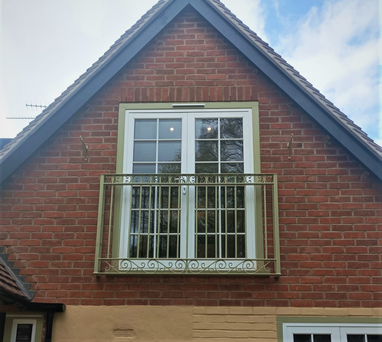 green juliet balcony