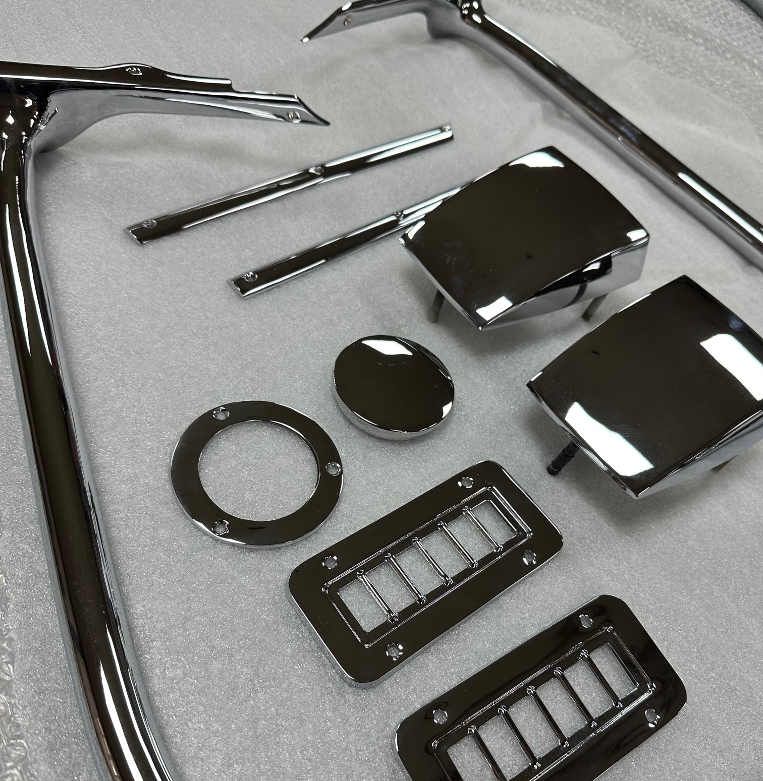 mirror polish repaired boat parts